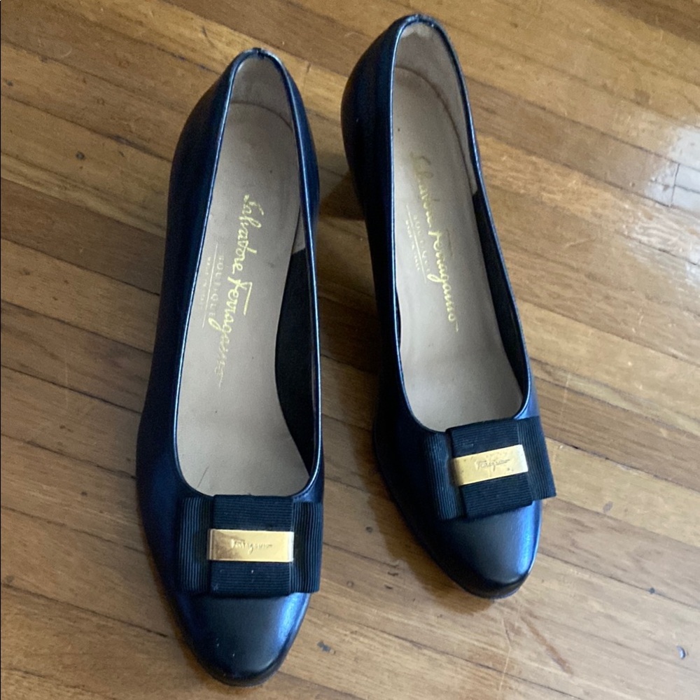 Salvatore Ferragamo Black Leather Flats with Gold Accent